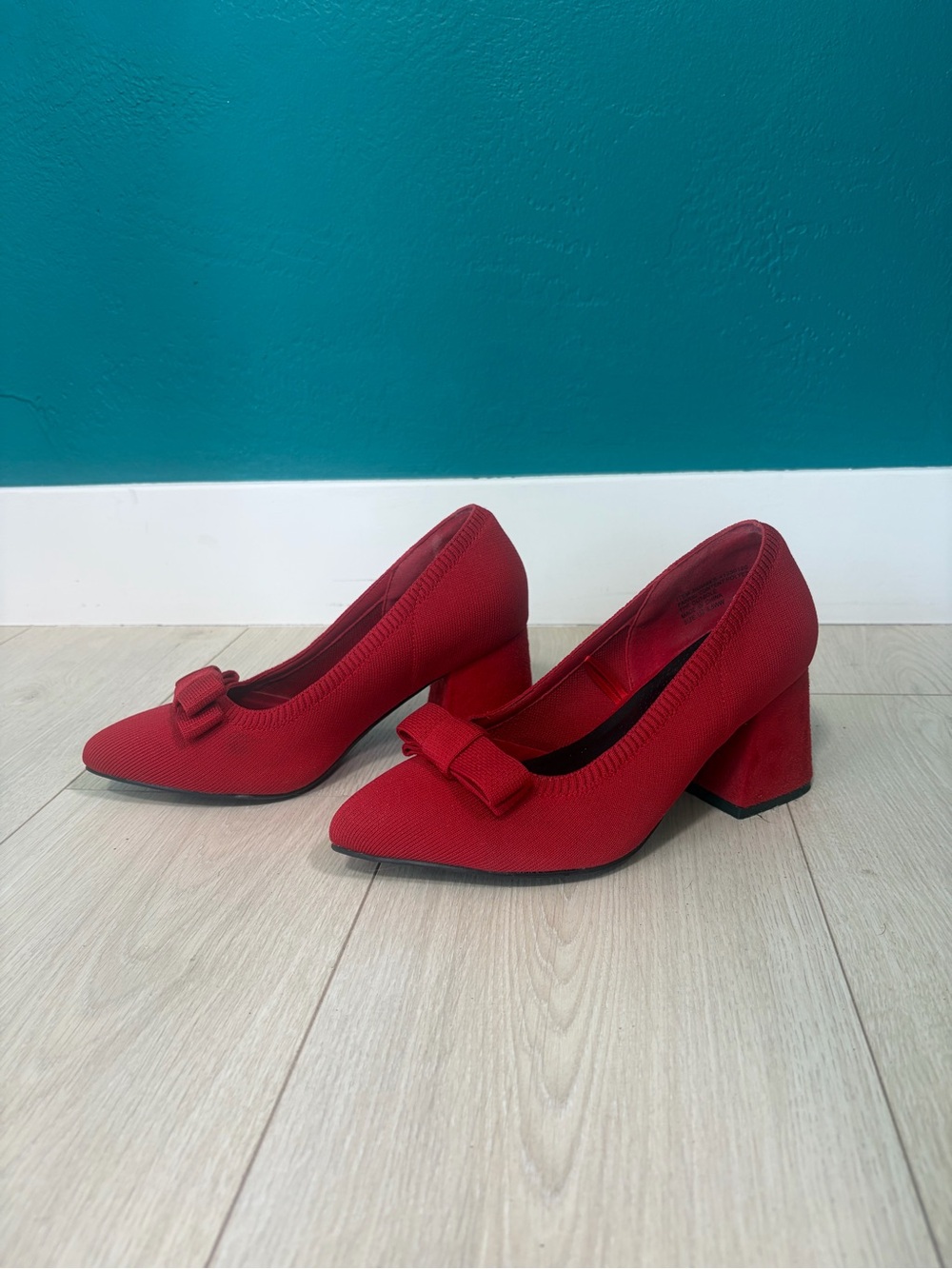 Torrid Red Bow Pointed-Toe Block Heels Size 6.5